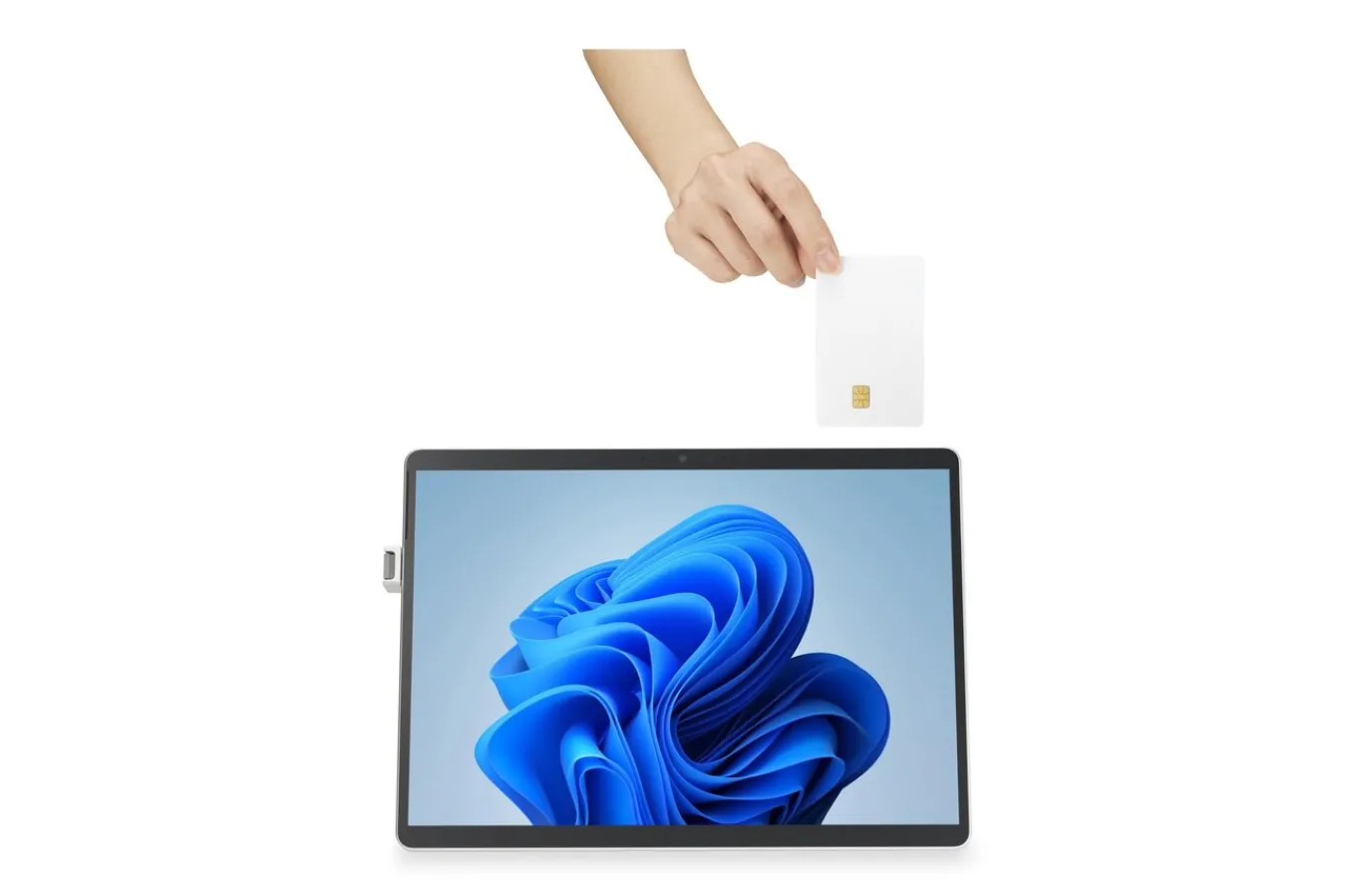 Kensington Smart Card (CAC) Reader Adapter for Surface™ Pro 9 & 10 & Copilot+ PC Surface Pro (11th Edition) with Intel Best