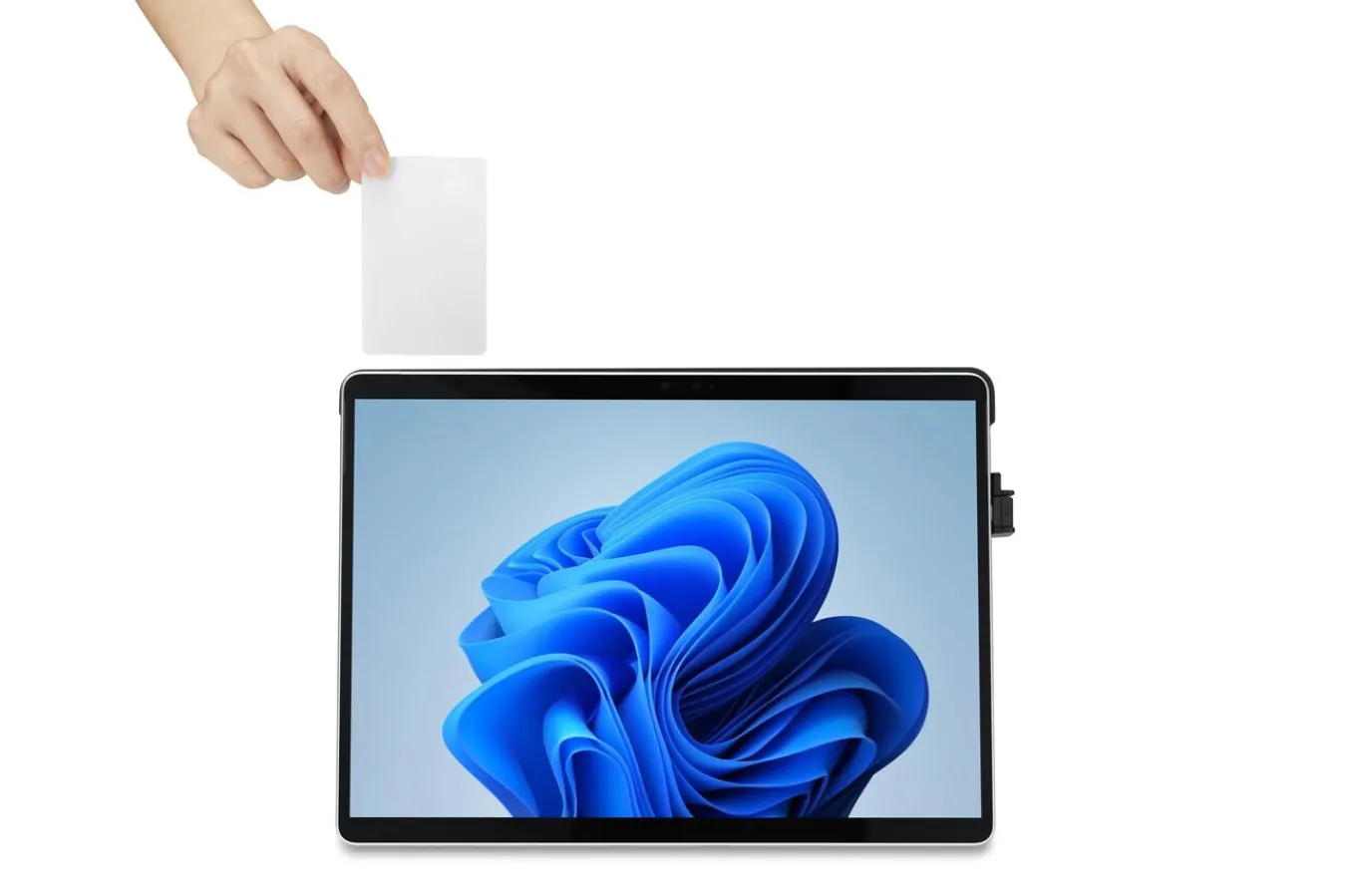 Kensington Surface™ Pro 8 Smart Card (CAC) Reader Adapter w/ HDMI and USB-C Best
